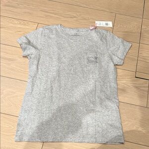 Vineyard vibes t shirt NWT